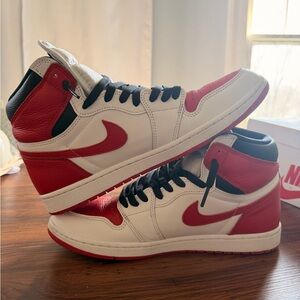 Nike Air Jordan 1 High Retro OG Heritage